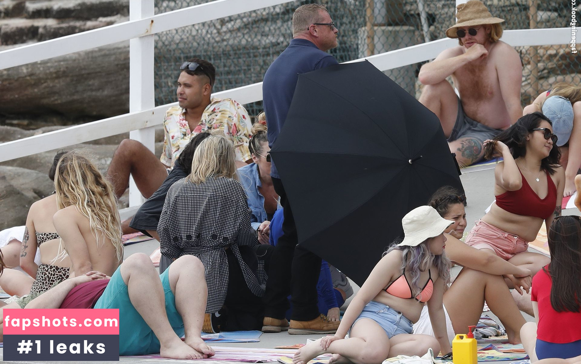 Kylie Minogue gallery photo #413