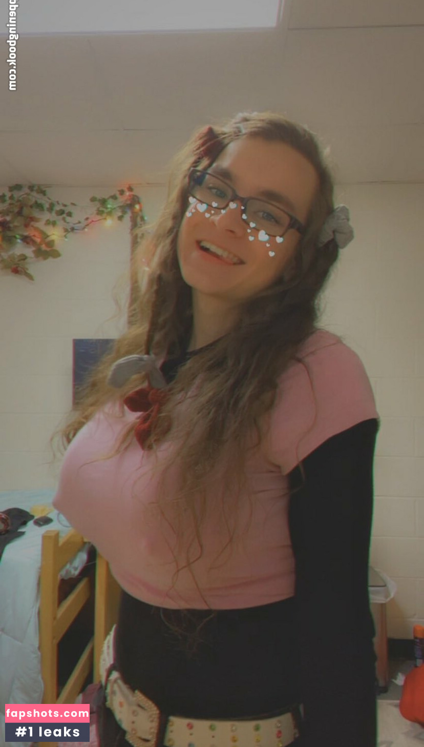 Kylie gallery photo #12