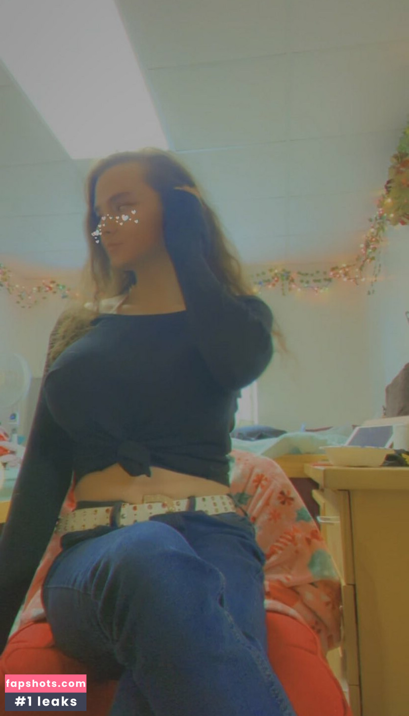 Kylie gallery photo #28