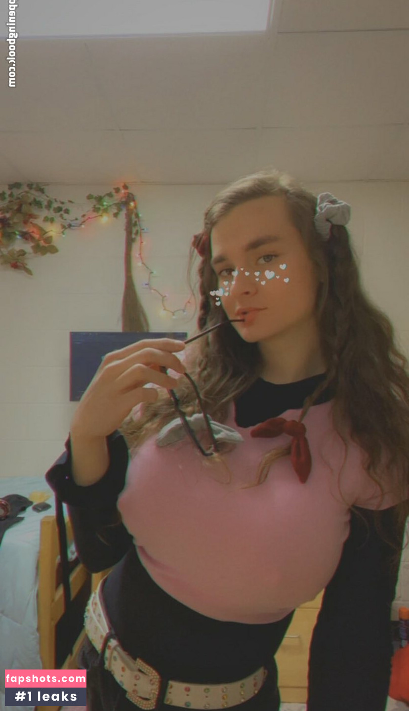 Kylie gallery photo #8