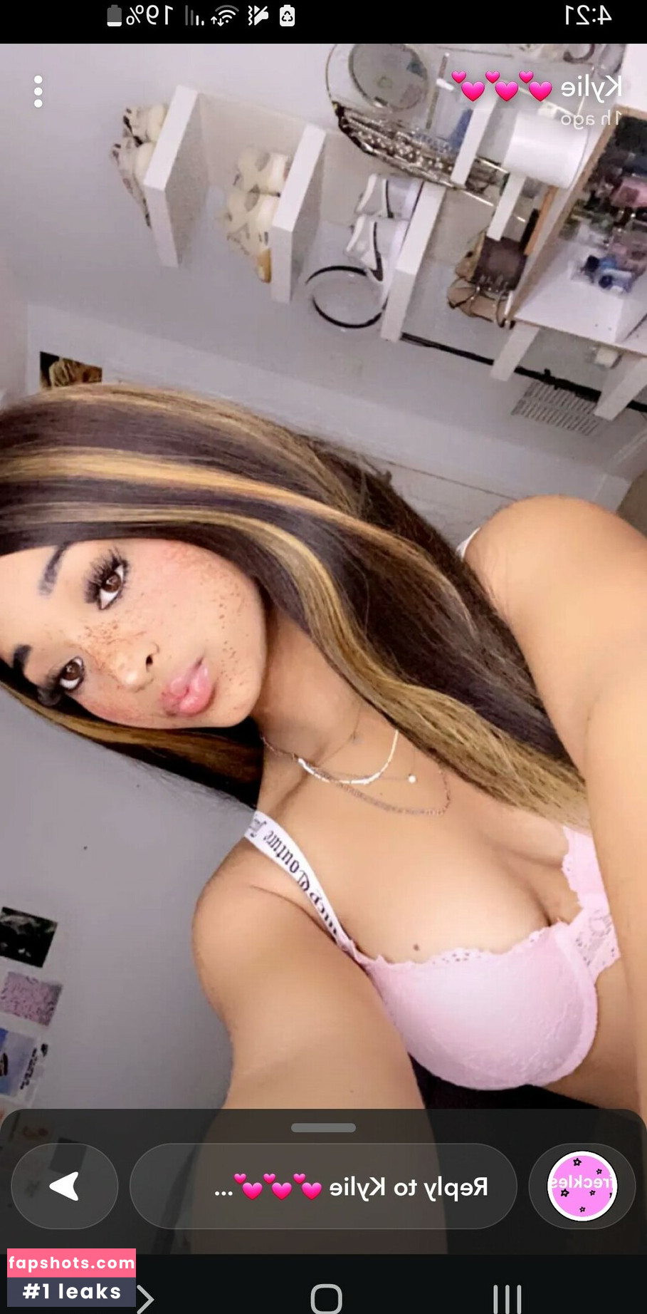 kylieekash nude babe gallery