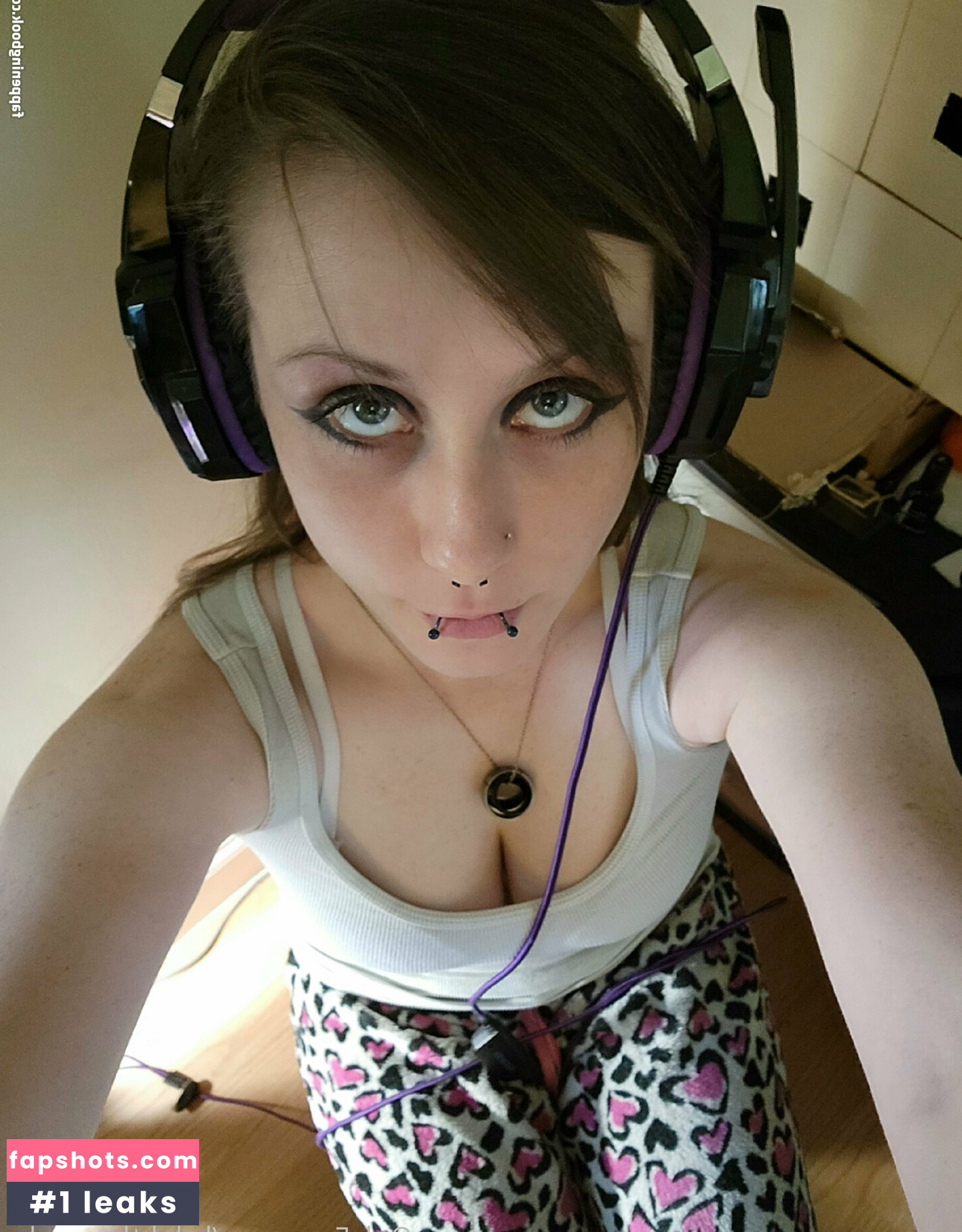 kylohthepsycho nude babe gallery