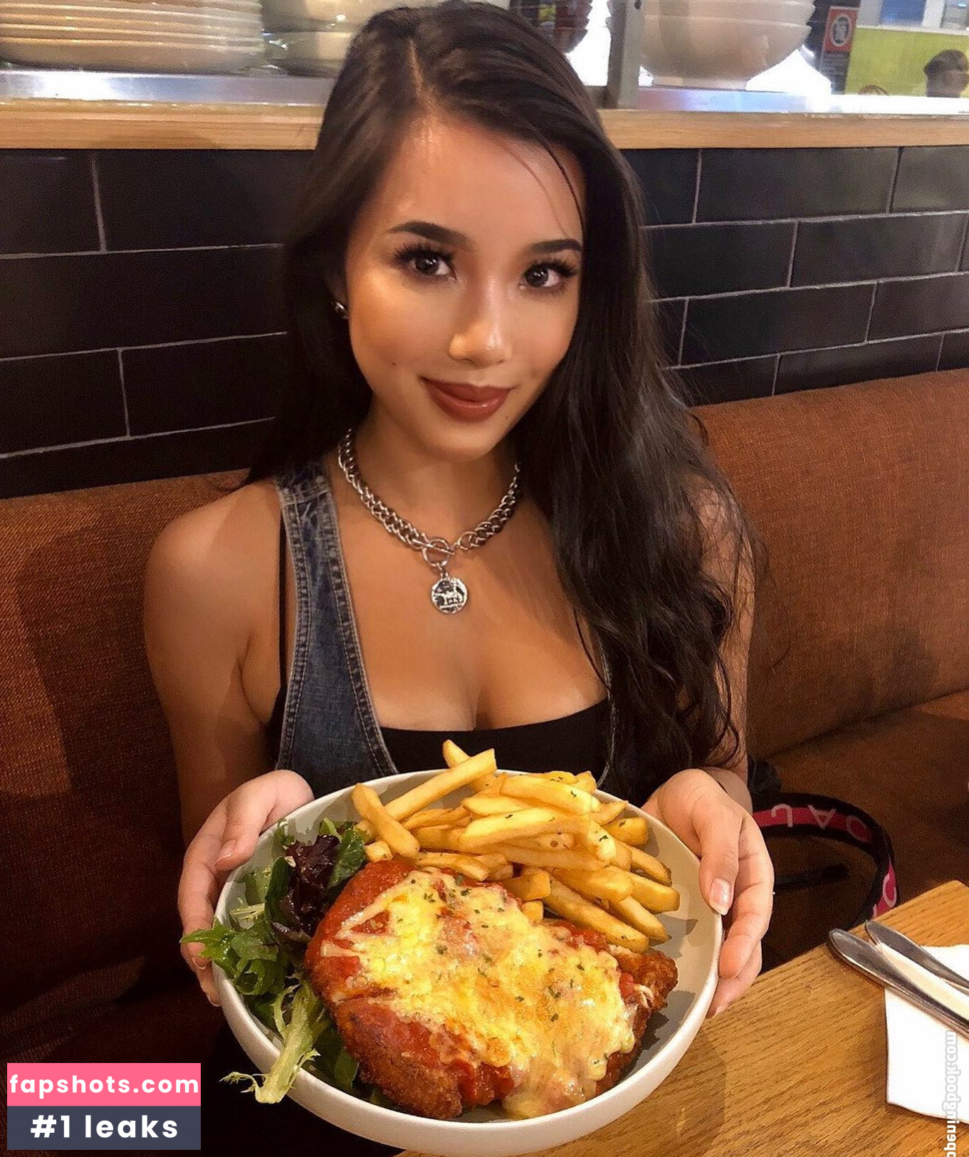 Kyoka Yamashita gallery photo #33