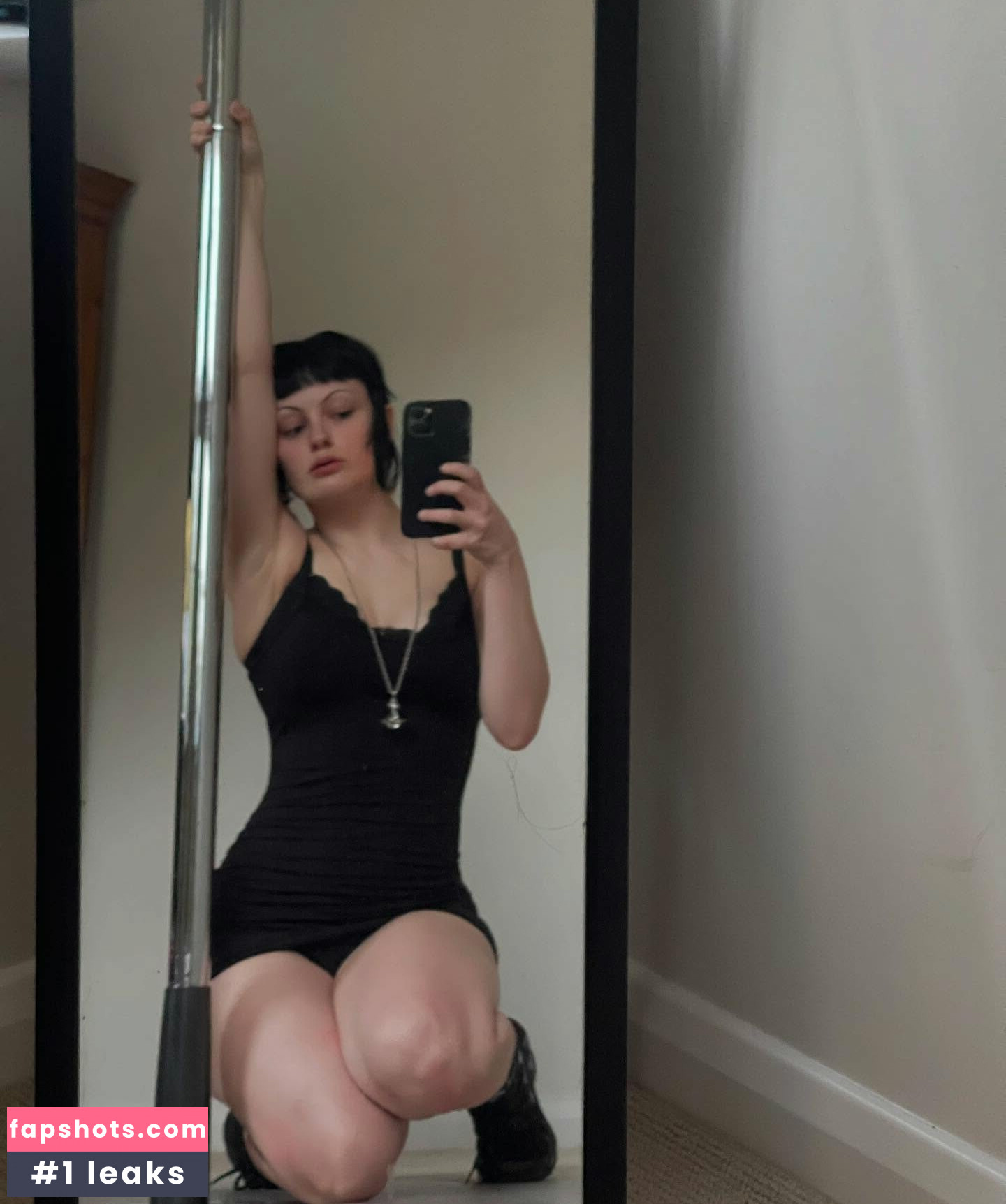 Kyranekko gallery photo #23