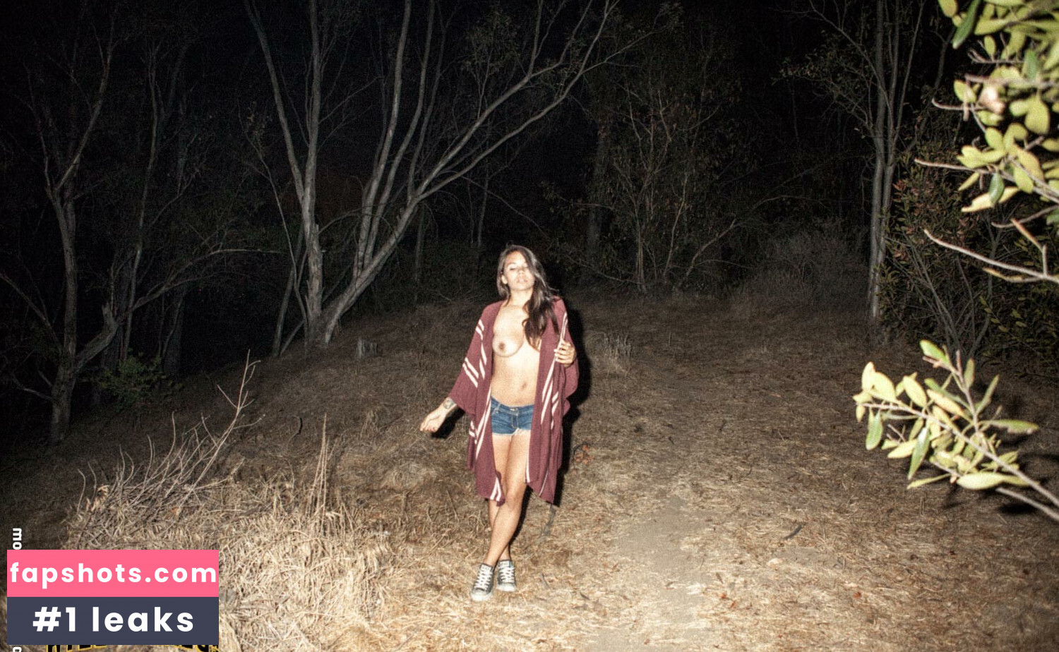 L Shima gallery photo #19