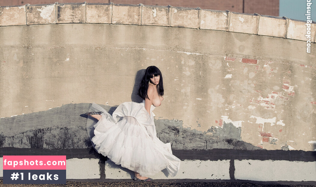 L Shima gallery photo #27