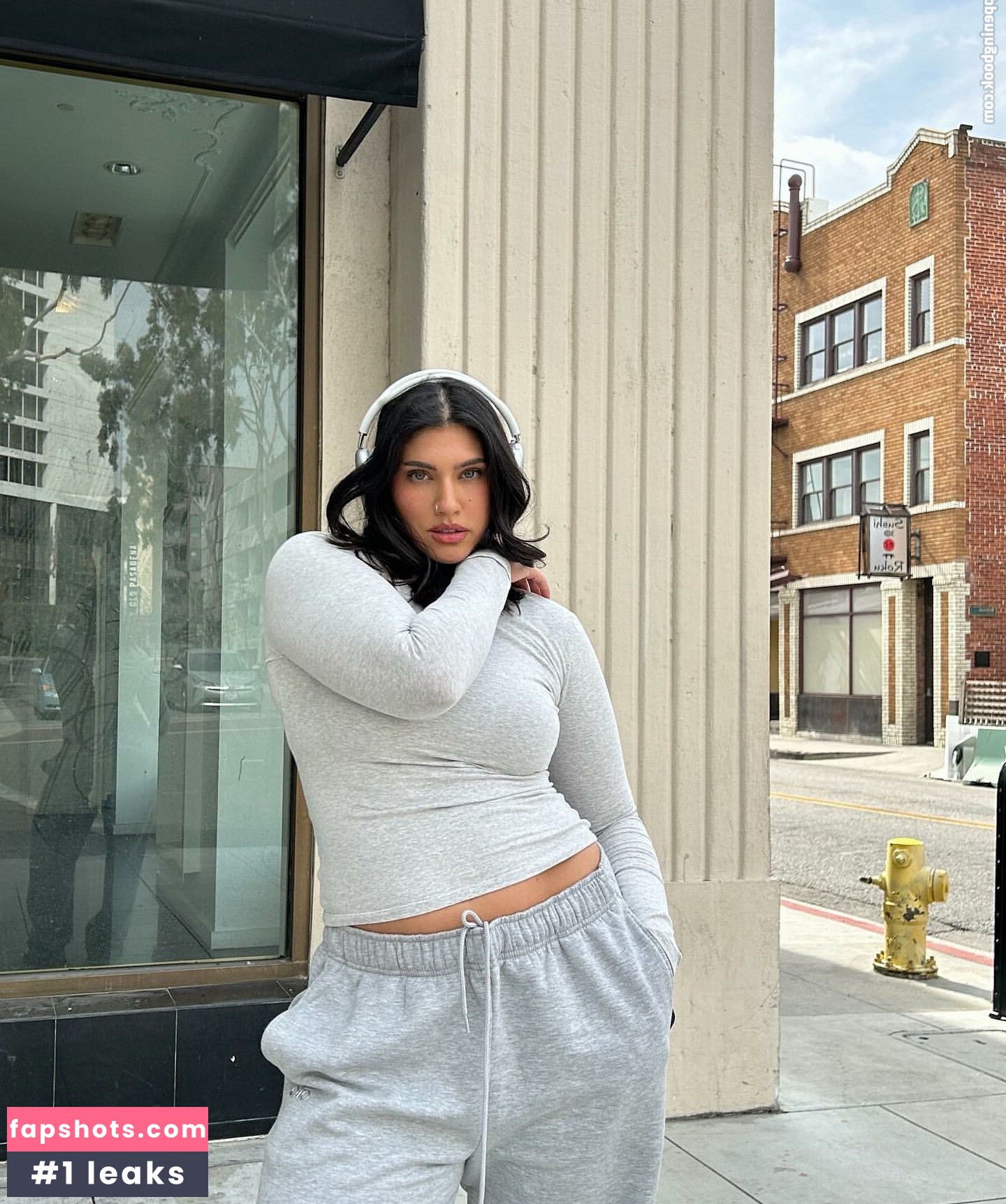 La'Tecia Thomas gallery photo #14