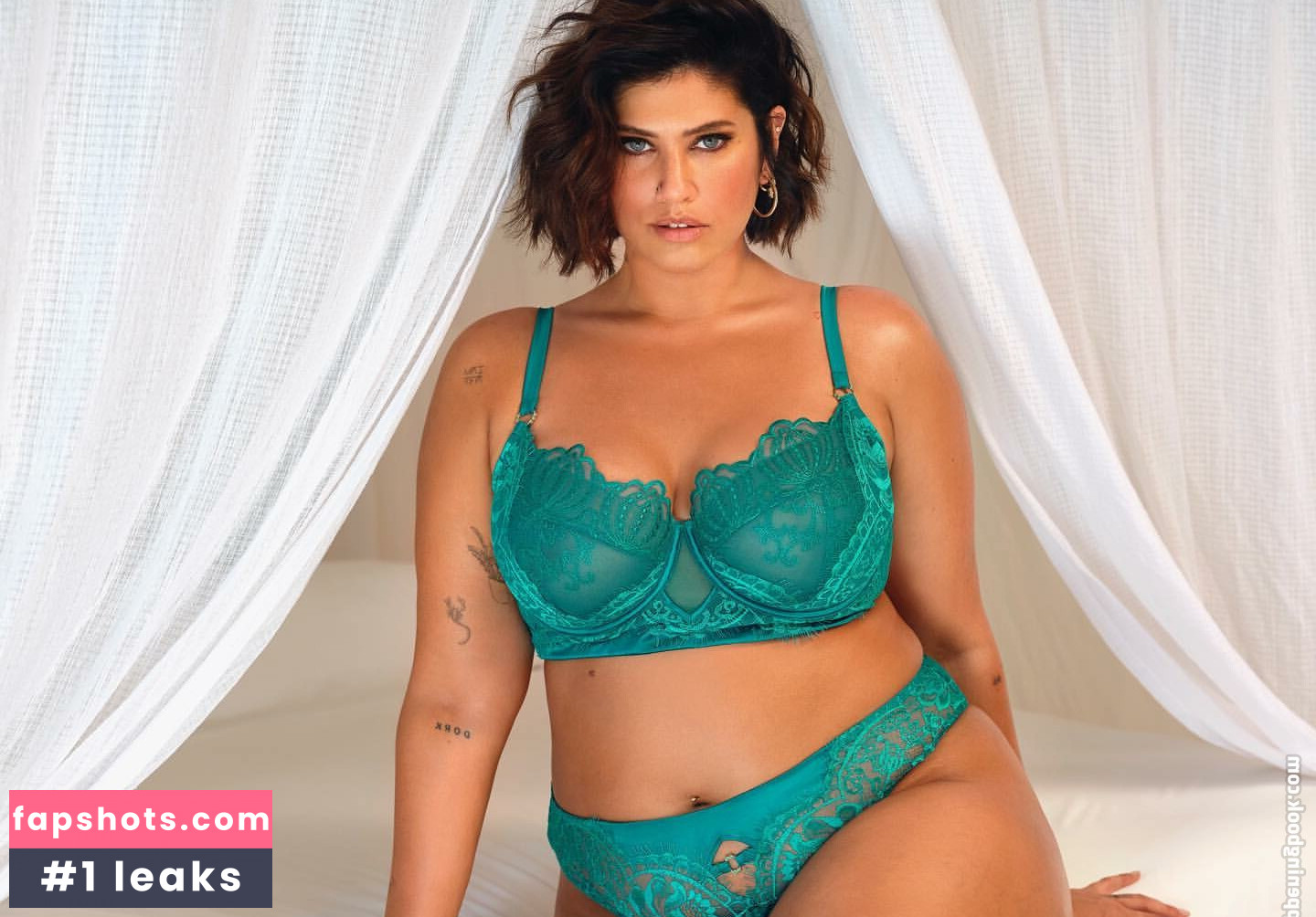 La'Tecia Thomas gallery photo #15