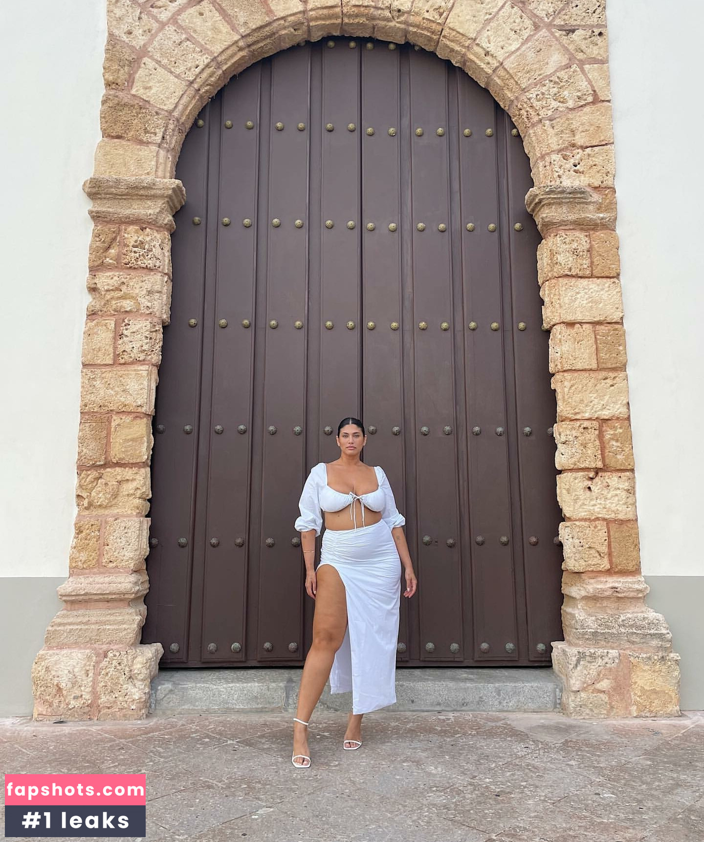 La'Tecia Thomas gallery photo #16