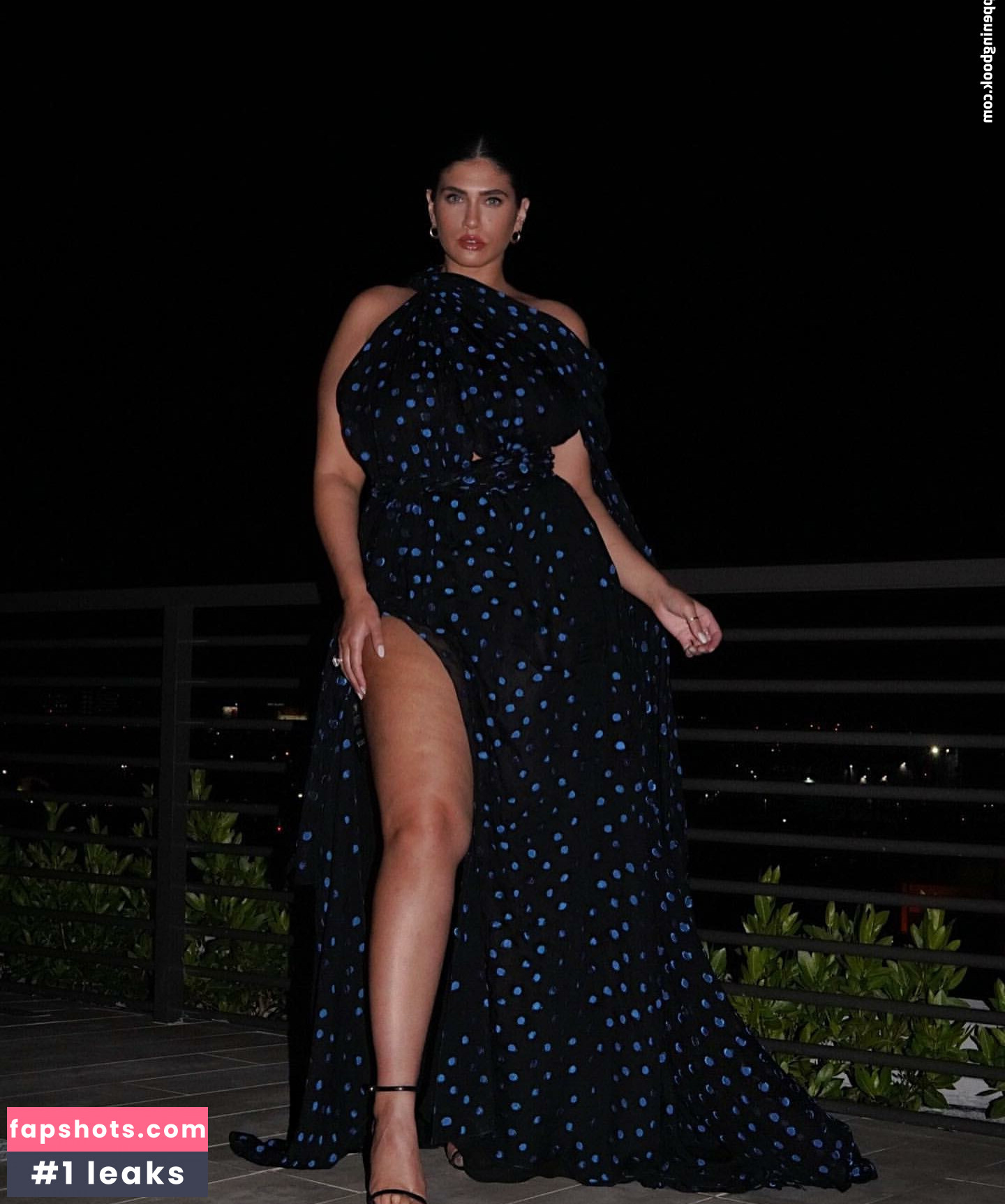 La'Tecia Thomas gallery photo #18