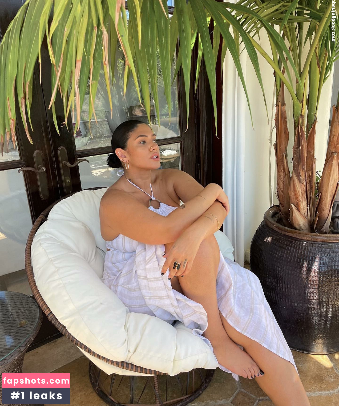 La'Tecia Thomas gallery photo #9