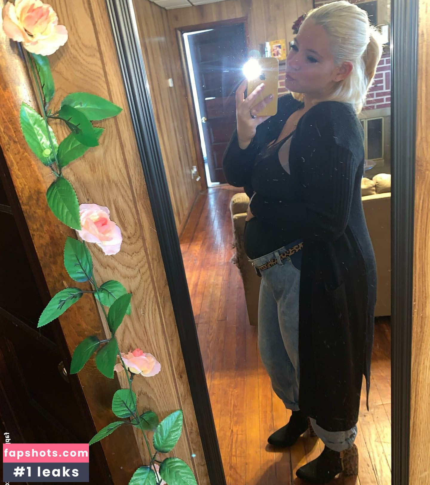 lacebeth Nude Leaks OnlyFans Photos #19 - LeakJerk