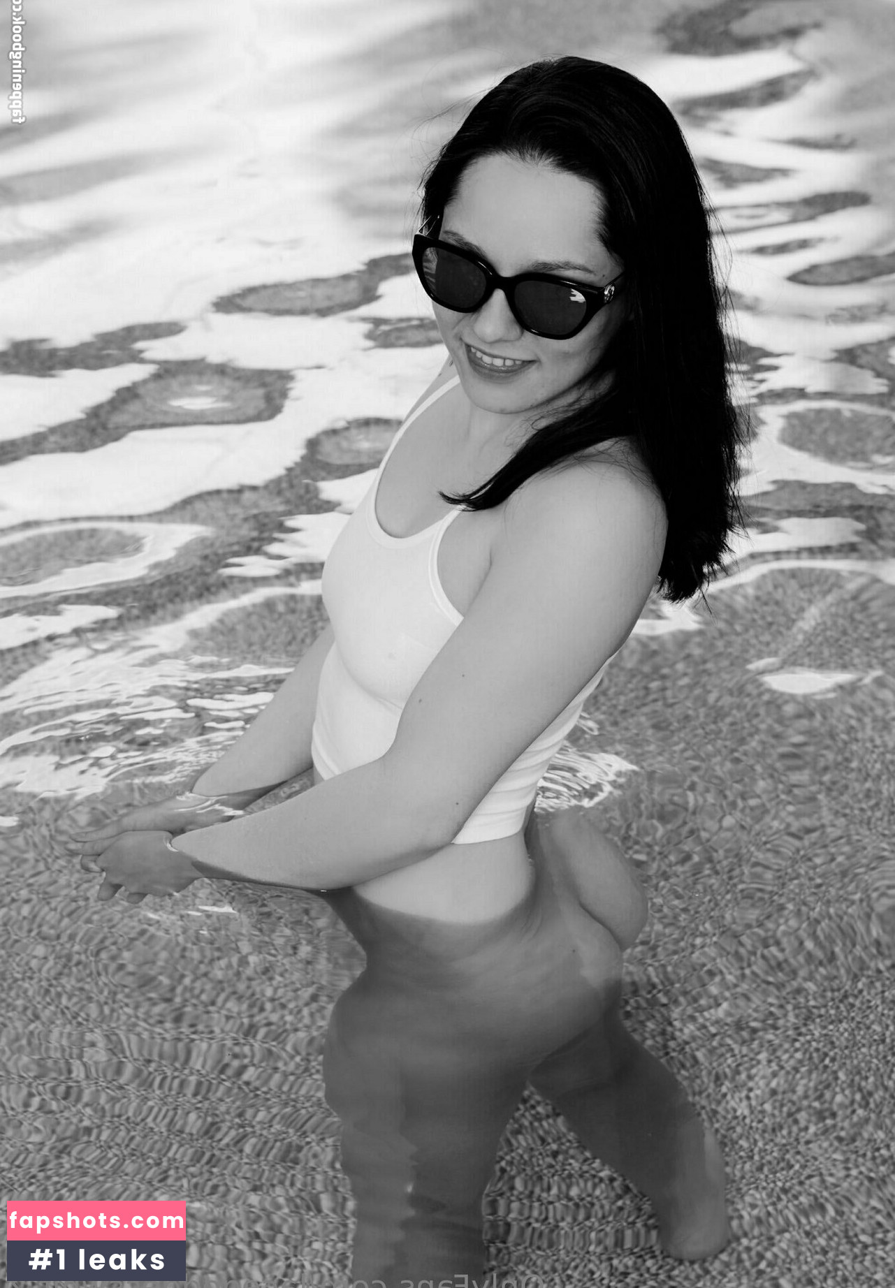 lacegoddesswhit.2 gallery photo #27