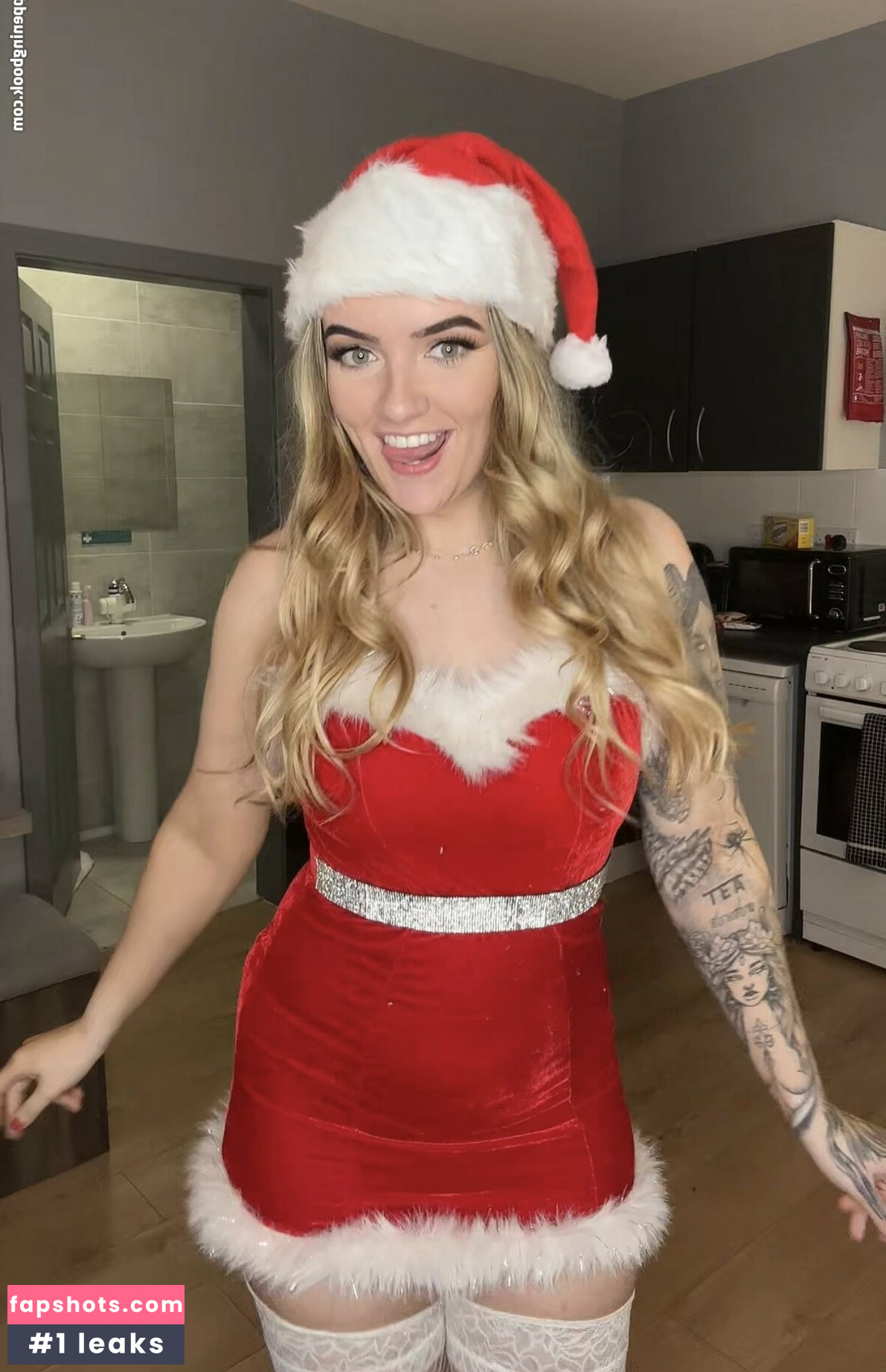 Lacey Amour gallery photo #16