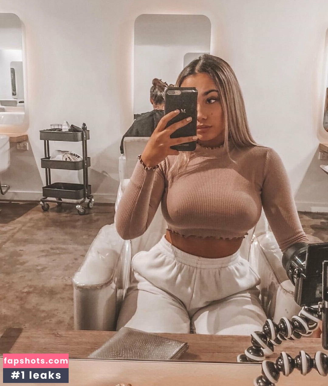 Lacey Madison gallery photo #13