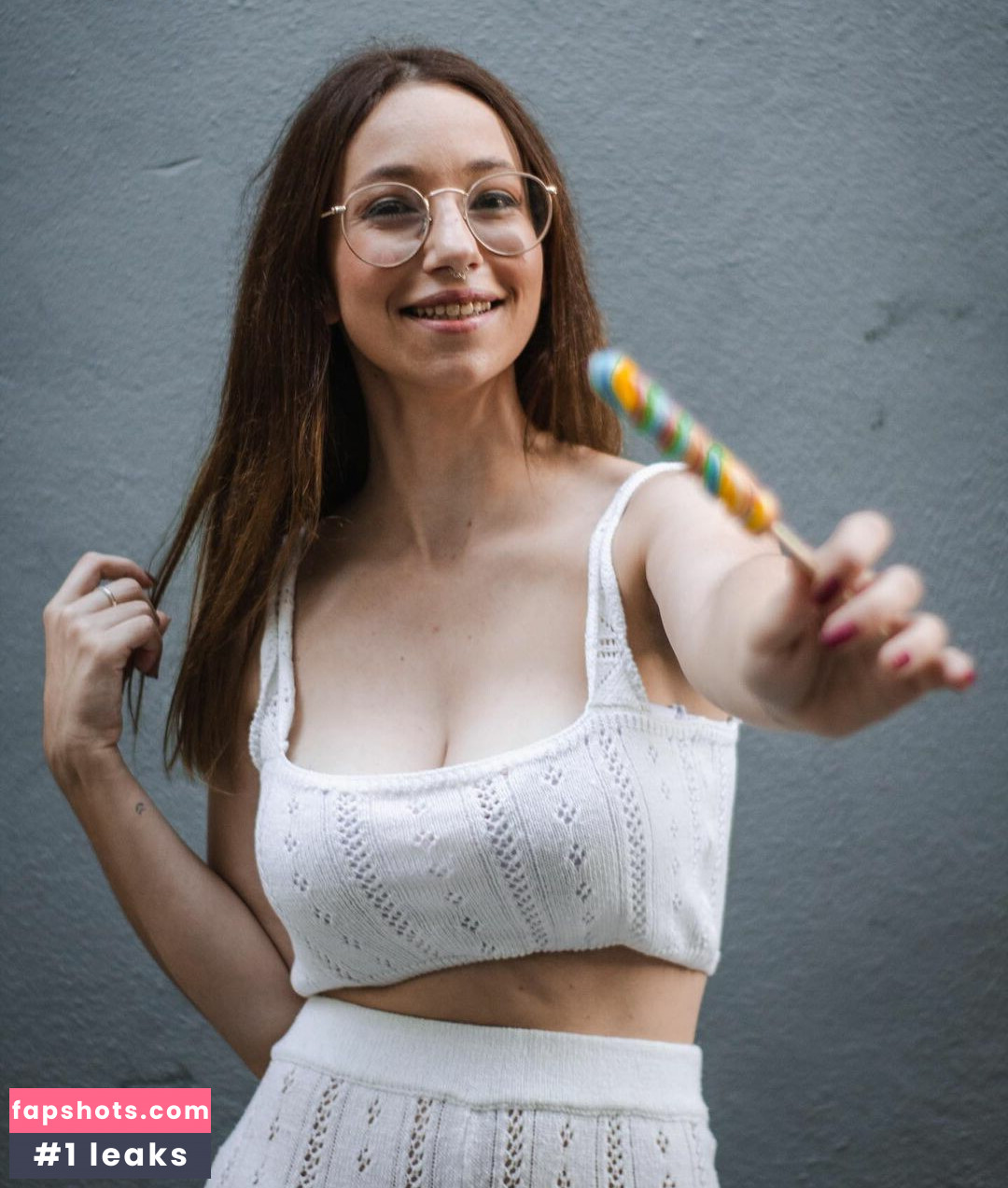 Lada Amores gallery photo #16