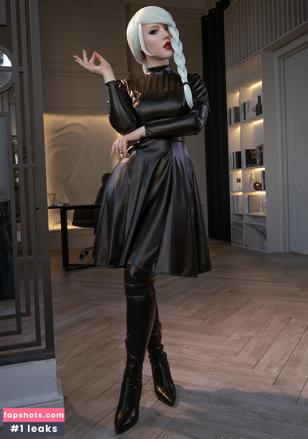 Lada Lyumos gallery photo #2320