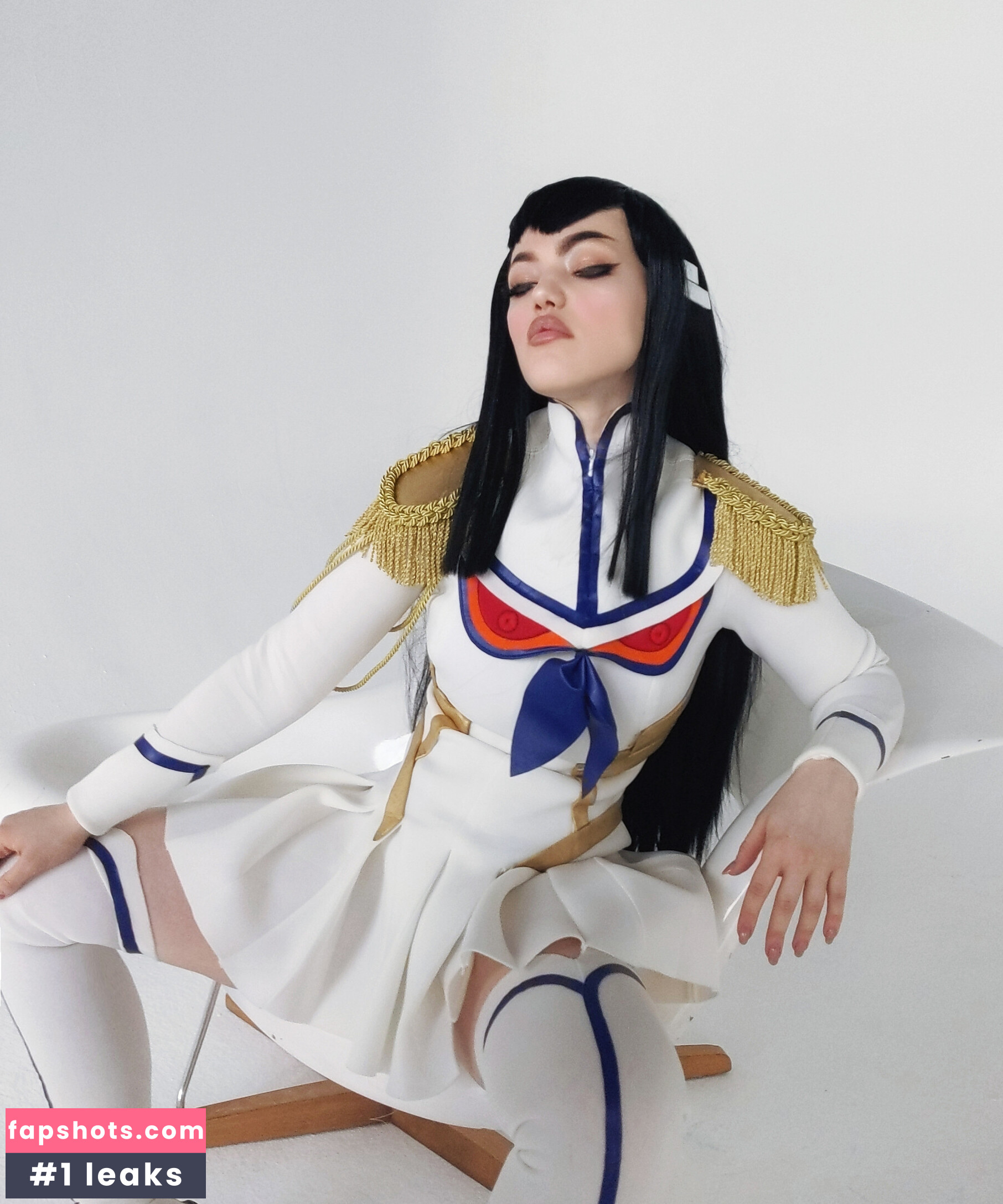 Lada Lyumos gallery photo #2338