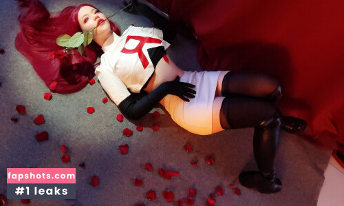 Lada Lyumos gallery photo #2679