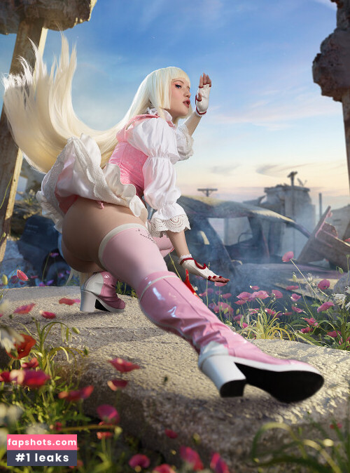 Lada Lyumos gallery photo #2708