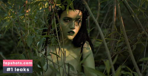 Lada Lyumos gallery photo #2825