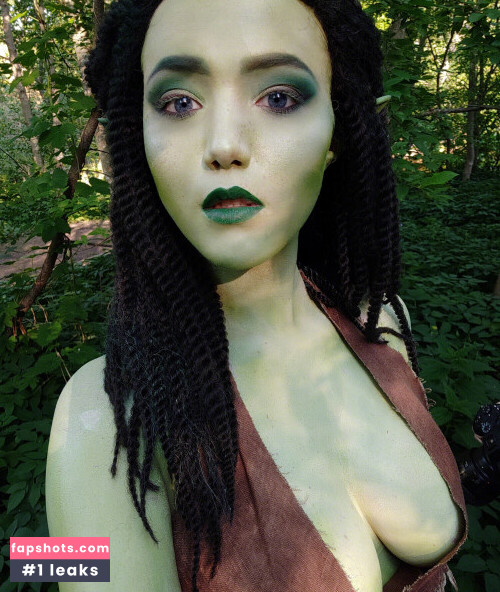 Lada Lyumos gallery photo #2846