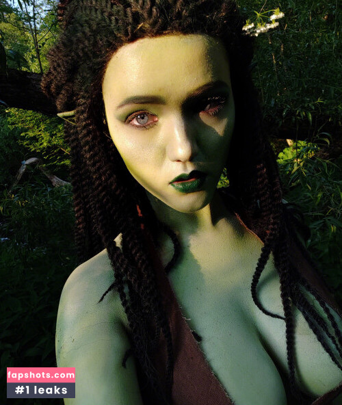 Lada Lyumos gallery photo #2855