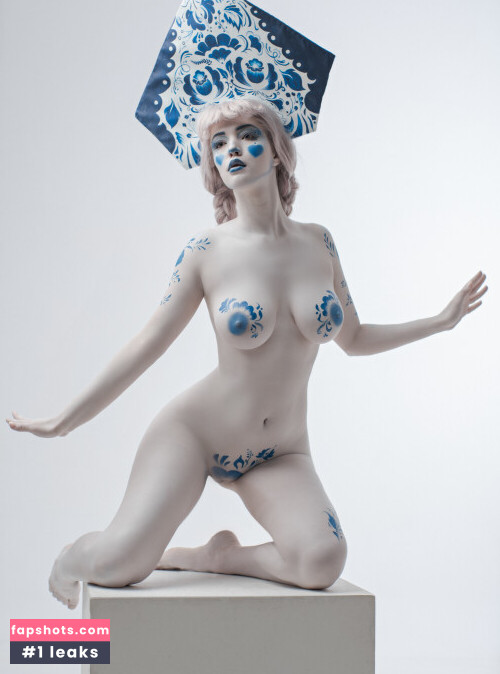 Lada Lyumos gallery photo #3082