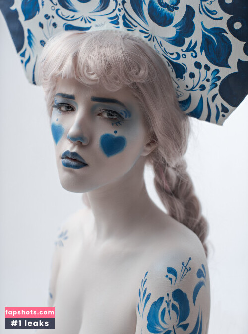 Lada Lyumos gallery photo #3083