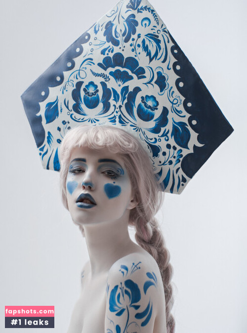 Lada Lyumos gallery photo #3085