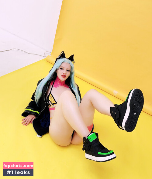 Lada Lyumos gallery photo #3161