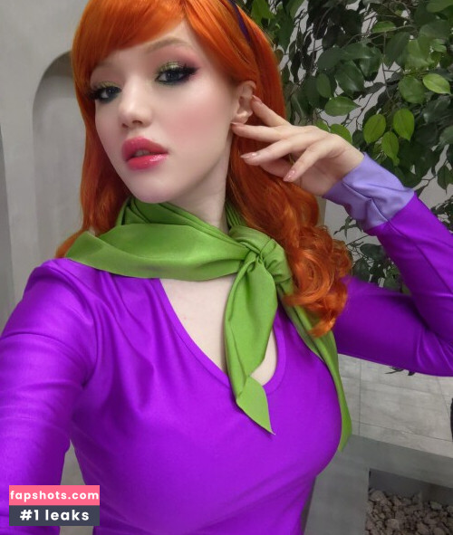 Lada Lyumos gallery photo #3187