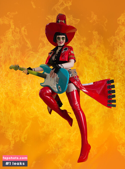 Lada Lyumos gallery photo #3284