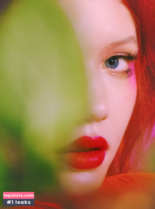 Lada Lyumos gallery photo #3303