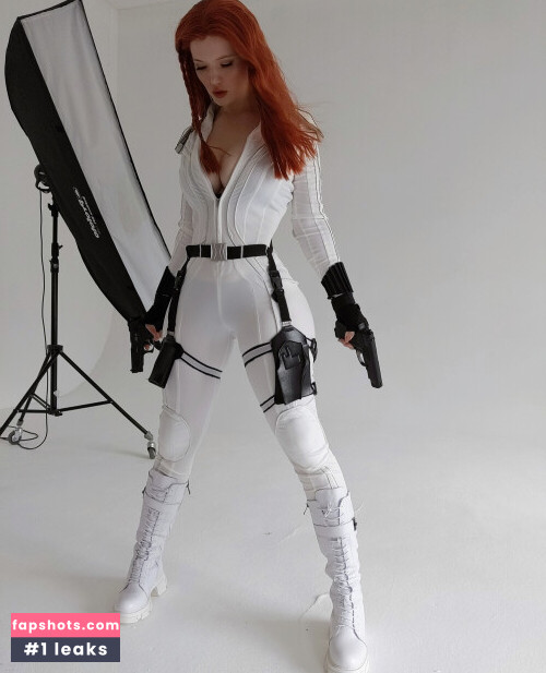 Lada Lyumos gallery photo #3407