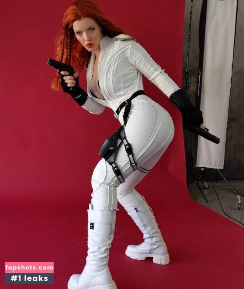 Lada Lyumos gallery photo #3411