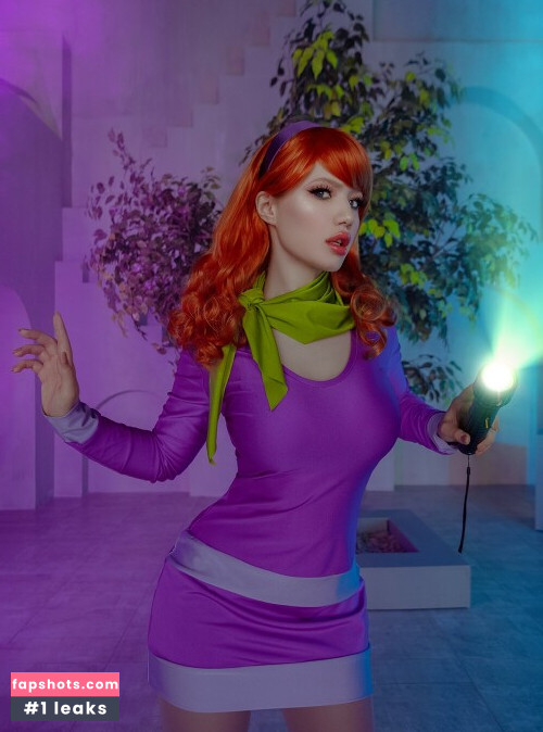 Lada Lyumos gallery photo #3437