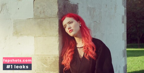 Lada Lyumos gallery photo #3443