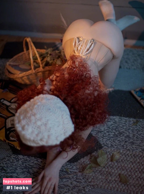 Lada Lyumos gallery photo #3879