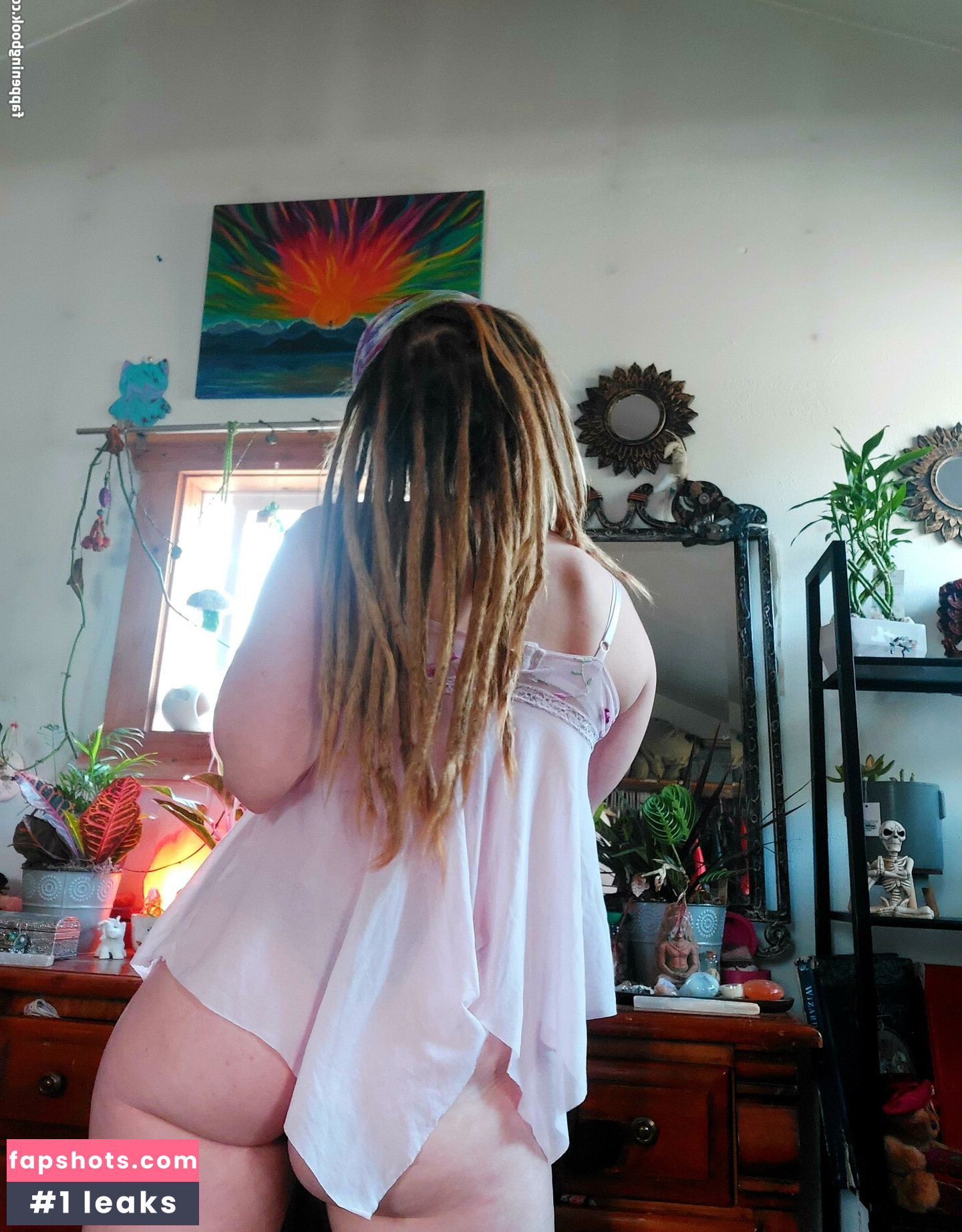 lady-amethyst gallery photo #5