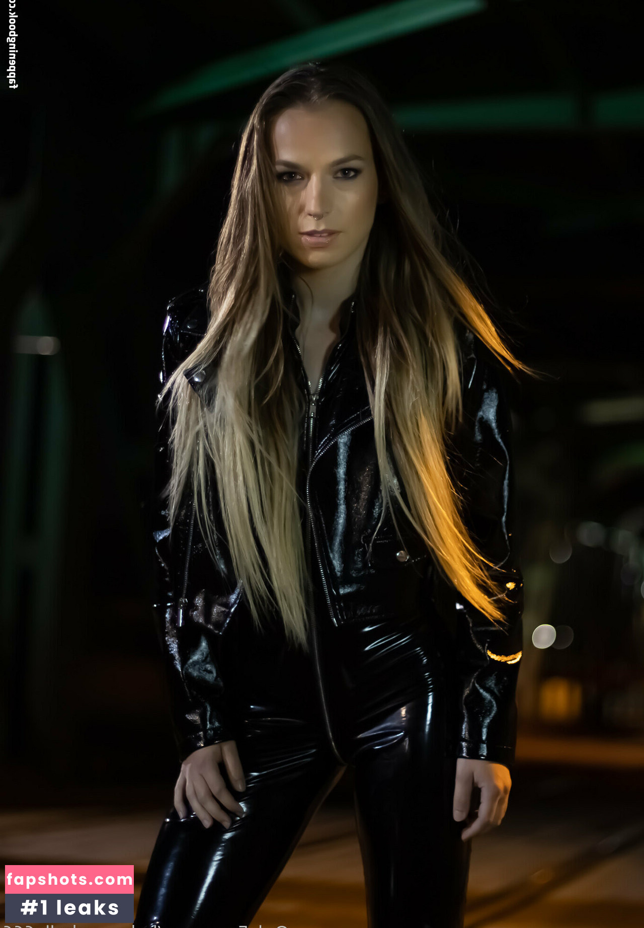 Lady Annabelle gallery photo #38