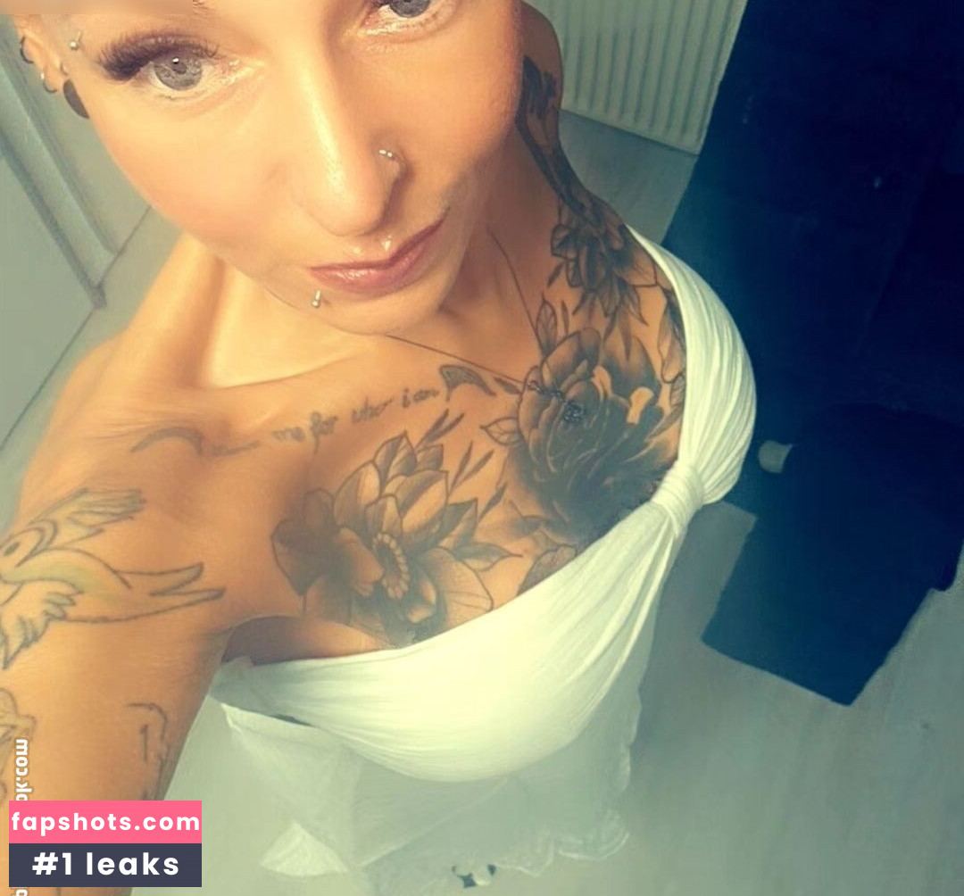 lady_cat1989 nude babe gallery