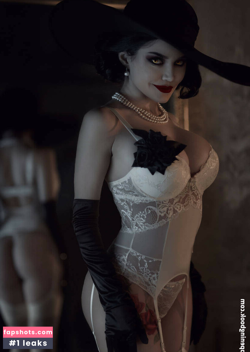 Lady Dimitrescu gallery photo #3