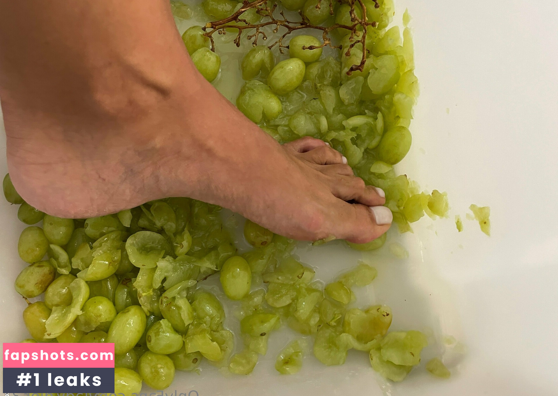 lady.dior.31 gallery photo #4