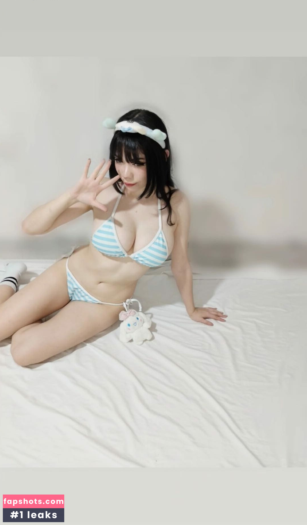 Lady Evellyn gallery photo #4