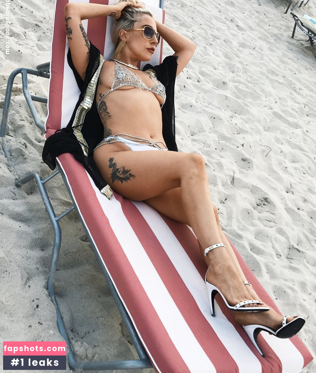 Lady Gaga Nude Leaks OnlyFans Photos #1027 - LeakJerk