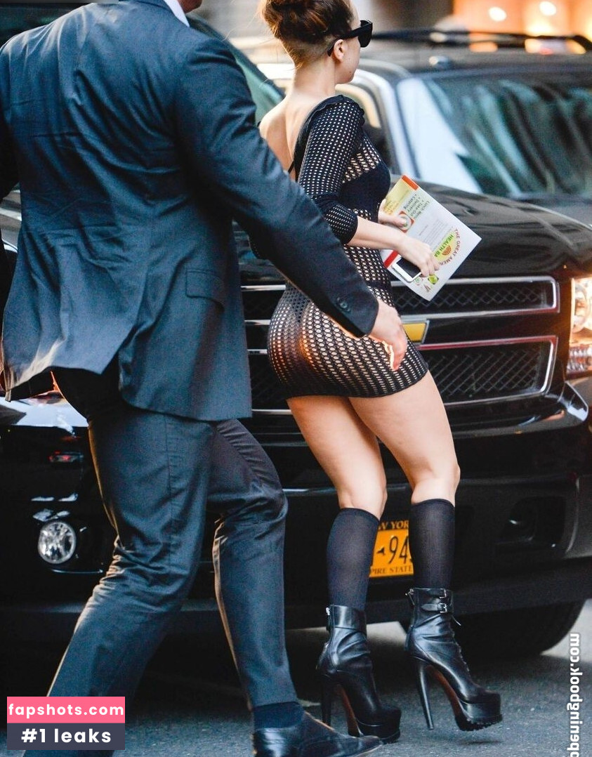 Lady Gaga Nude Leaks OnlyFans Photos #144 - LeakJerk