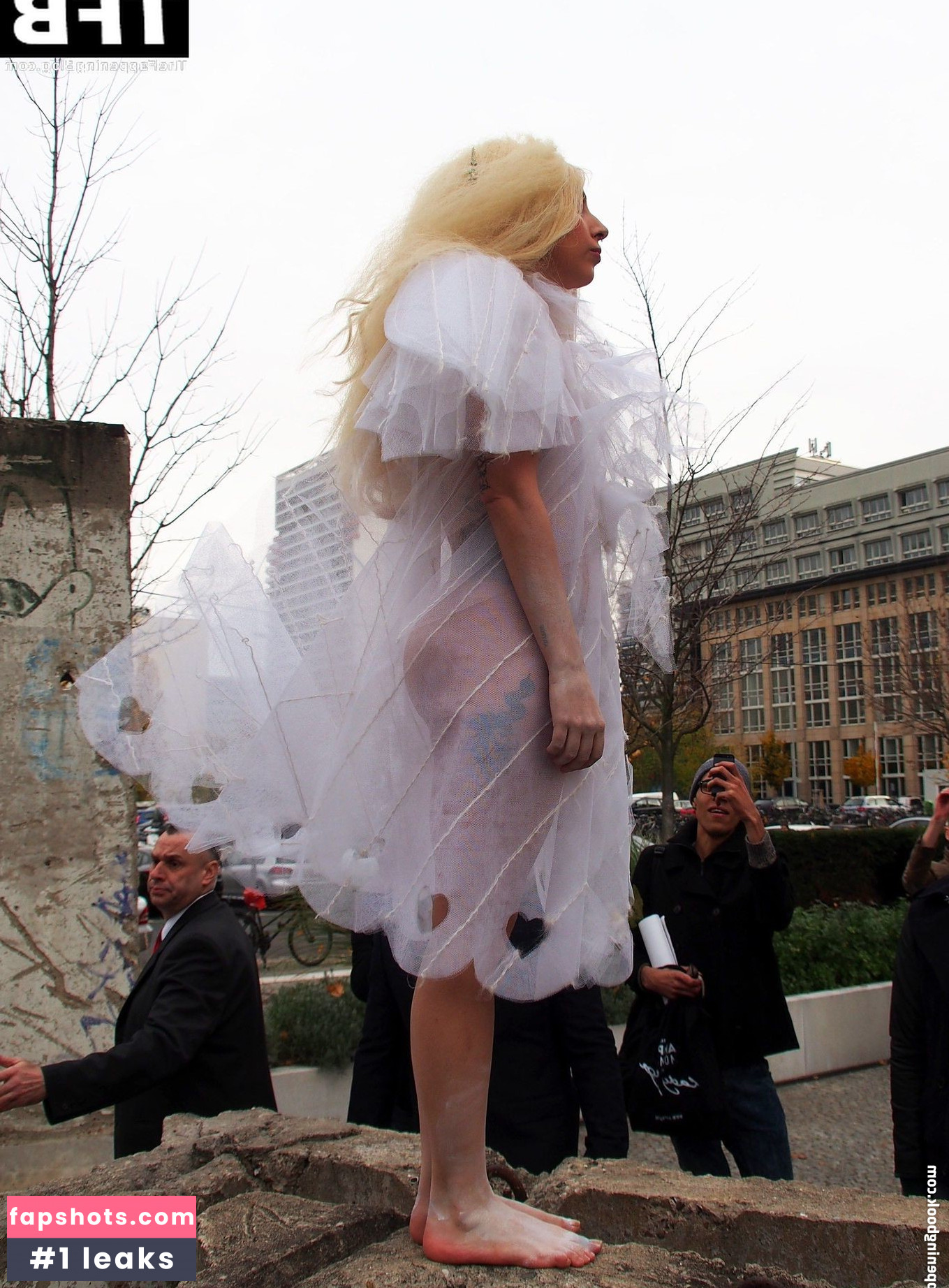 Lady Gaga Nude Leaks OnlyFans Photos #308 - LeakJerk