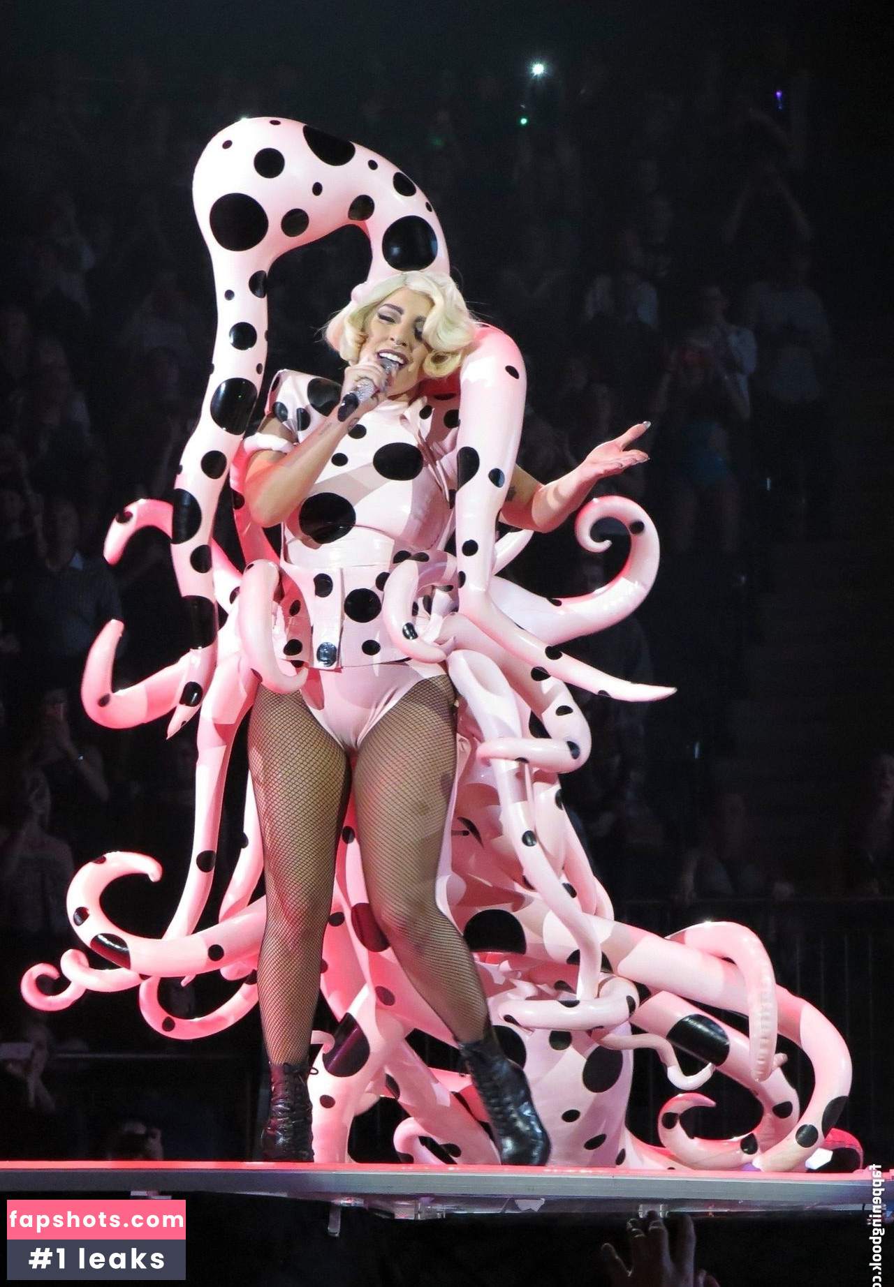 Lady Gaga Nude Leaks OnlyFans Photos #583 - LeakJerk