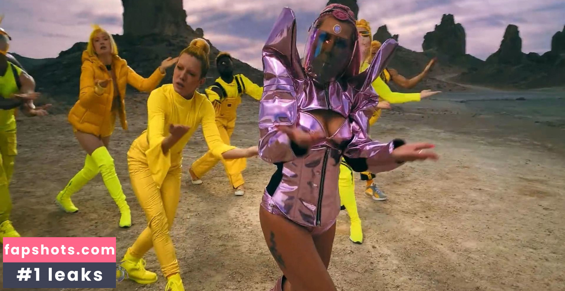 Lady Gaga Nude Leaks OnlyFans Photos #650 - LeakJerk